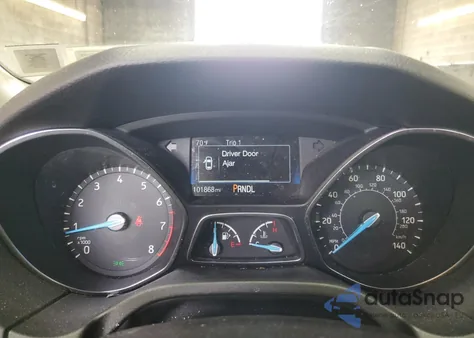 2016 Ford Focus Se z USA, uszkodzony, nr VIN 1FADP3F29GL384978